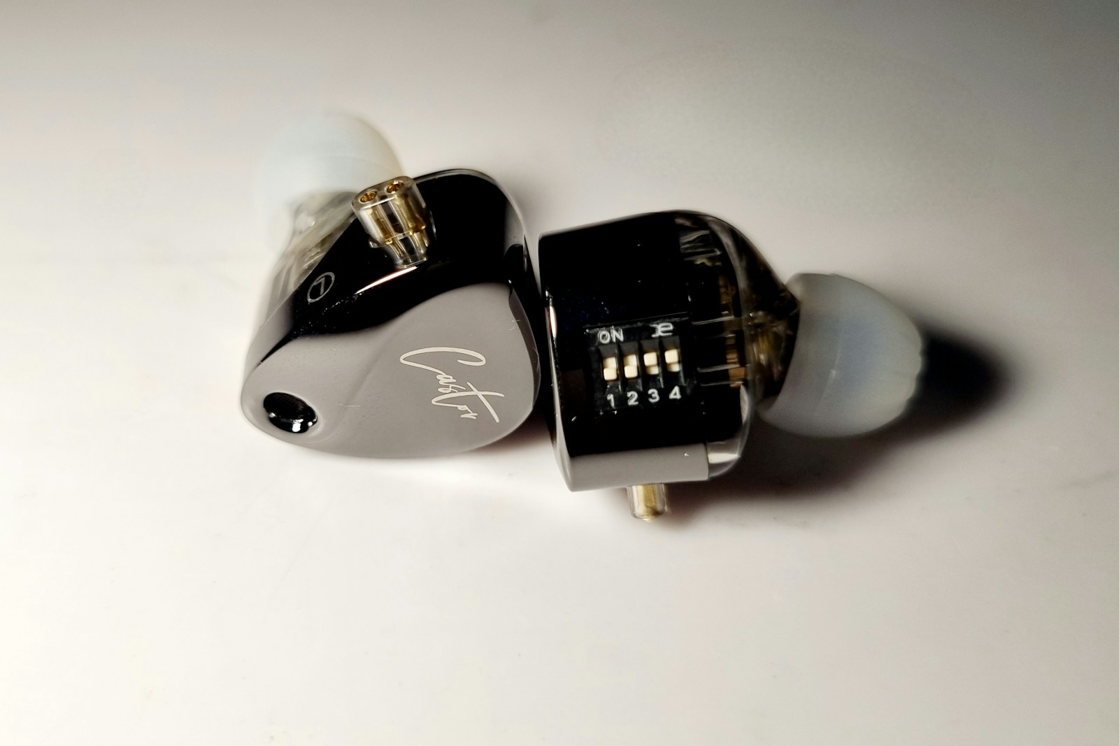 KZ Castor IEM intra-auriculaire chinois - exemple de marque Chi-Fi